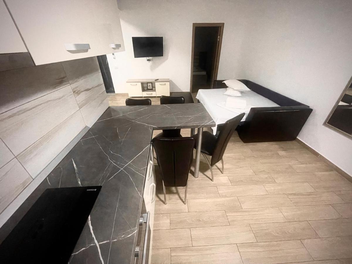 Mamaia Central Apartments מראה חיצוני תמונה